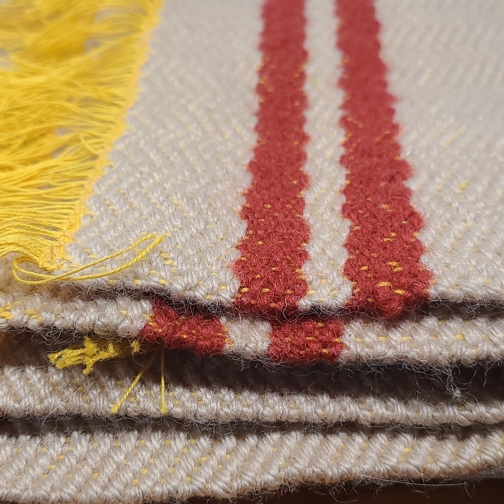 Vintage 70's set of 4 tablecloths - Picture 5 of 6
